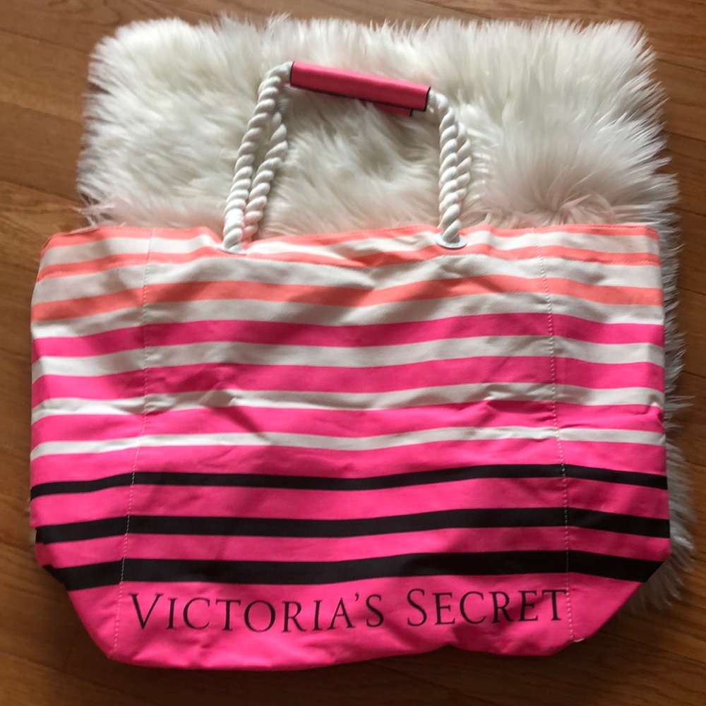 Victoria’s Secret Beach Tote